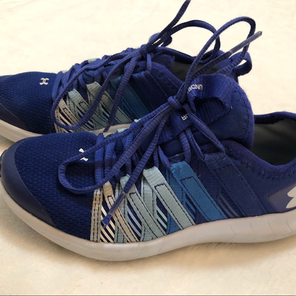 Boys under armour shoes 13